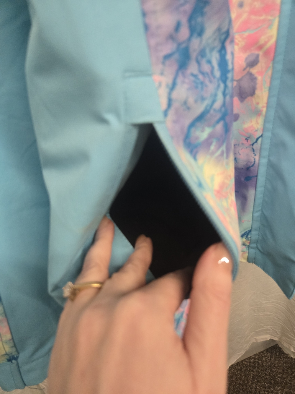 Women's Multicolor Hooded Ski Jacket L Augh So Amazing - Picture 3 of 16